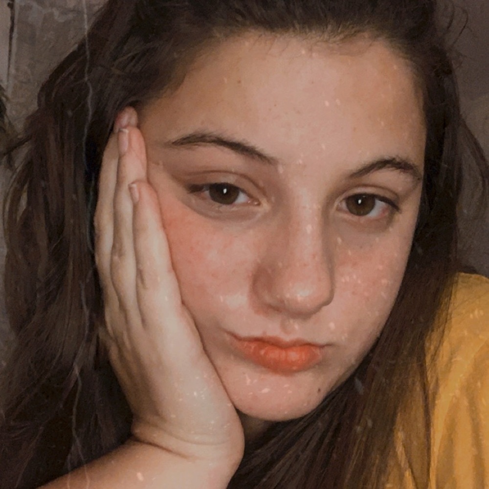 Meet your Posher, Carlee